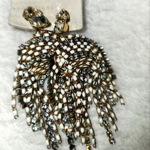Anthropologie dangle earringd